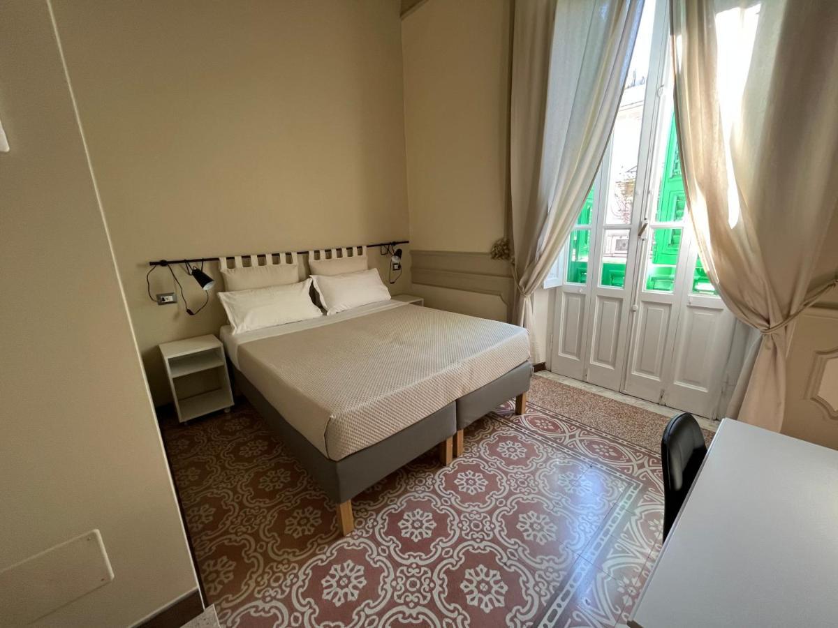 Epoque Bed And Breakfast เมสซีนา ภายนอก รูปภาพ