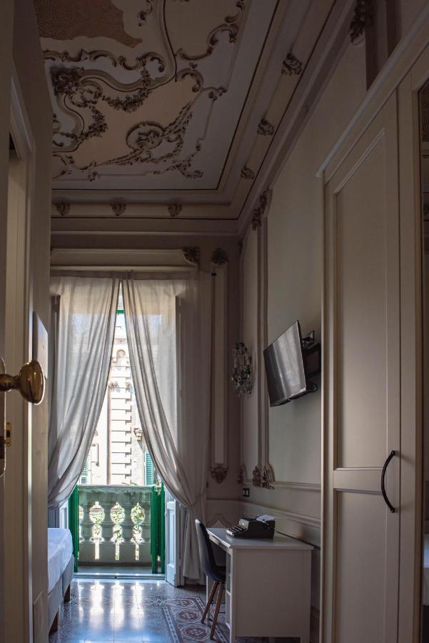 Epoque Bed And Breakfast เมสซีนา ภายนอก รูปภาพ