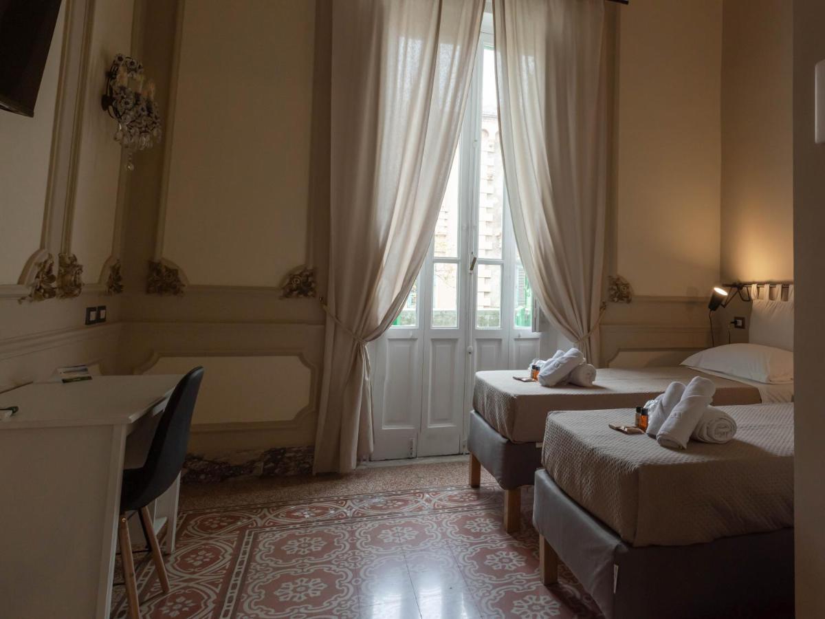 Epoque Bed And Breakfast เมสซีนา ภายนอก รูปภาพ